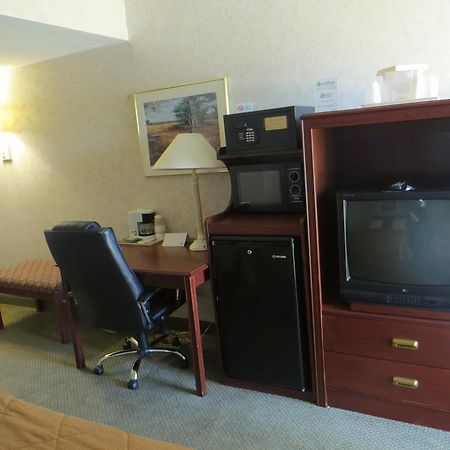 Rodeway Inn 斯科基 外观 照片
